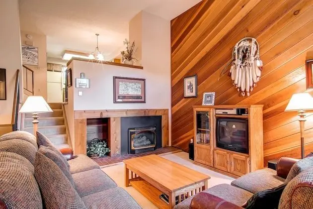 Winterpoint Townhomes by Ski Country Resorts