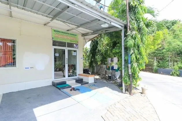 Wisma Perintis Syariah - Dış Mekan