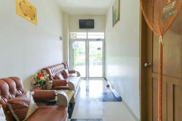Wisma Perintis Syariah - Lobi