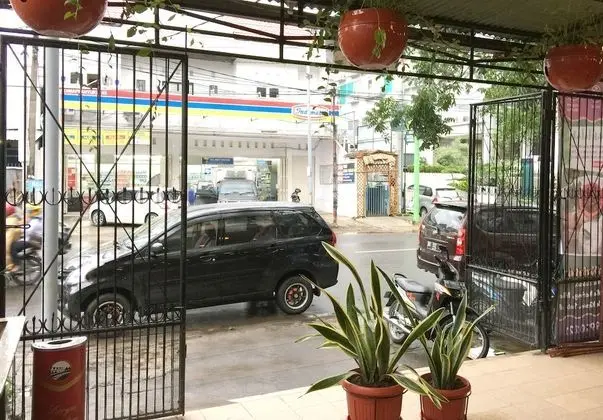 Wisma Sentosa - Dış Mekan