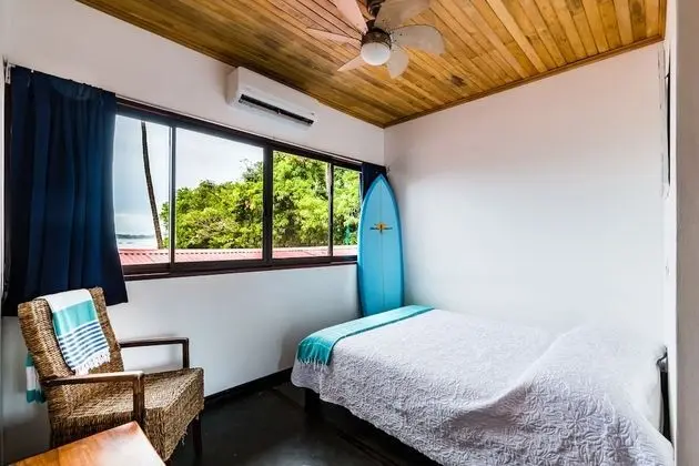Witch's Rock Surf Camp Beachfront HOTEL - Oda