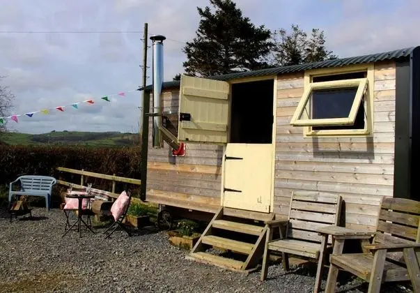 Withdraw to a Place of Space and Seclusion