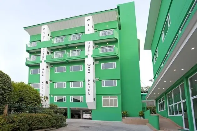 Wiz Hotel - Dış Mekan