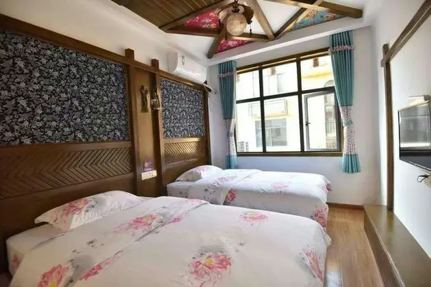 Wo Niu Downtown Inn - Oda
