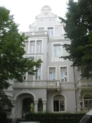 Wohnen Im Exklusiven Dichterviertel