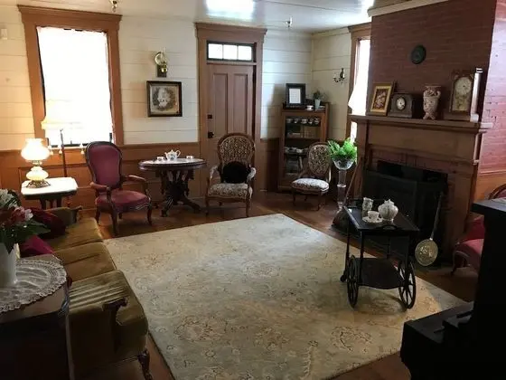 Wolf Creek Inn & Tavern - İç Mekan