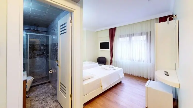 The Wolf Hotel