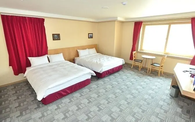 Wolmido Harbor View Hotel