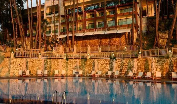 Wome Deluxe Hotel - 1