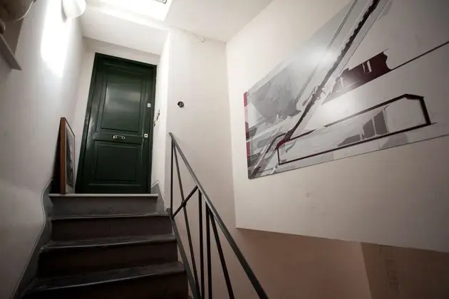 Wonder Princely Penthouse - Lobi