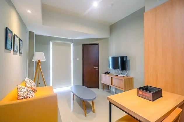 Wonderful 1BR Apartment at Mustika Golf Residence with Golf View - Mutfak