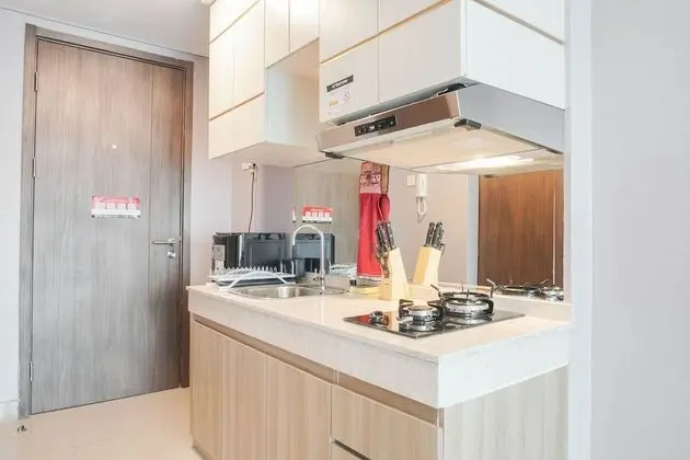 Wonderful 1BR at Bellevue Place Apartment - Mutfak