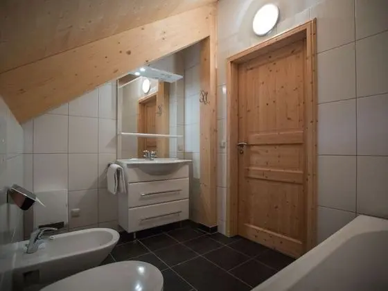 Wonderful Chalet in Klippitztörl with Hot Tub & Sauna - Banyo Tipleri