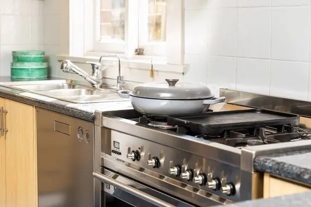 Wonderful Family Home H406 - Mutfak