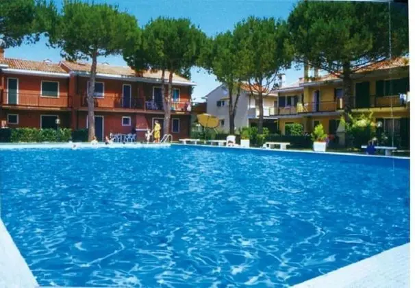 Wonderful Village - Big Duplex With Private Garden and Parking