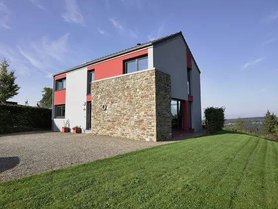 Wonderful Holiday Home in Ovifat With Sauna