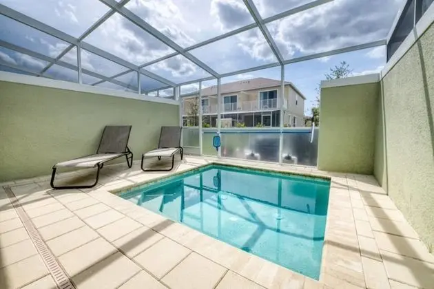 Wonderful Home With Private Pool