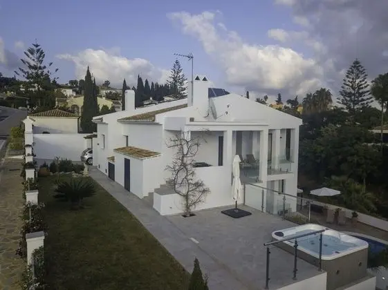 Wonderful Villa Near Beach - Dış Mekan