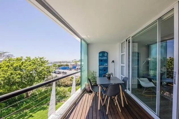 Wonderful Secure Apartment Walking Distance to Waterfront African Anchor - Oda