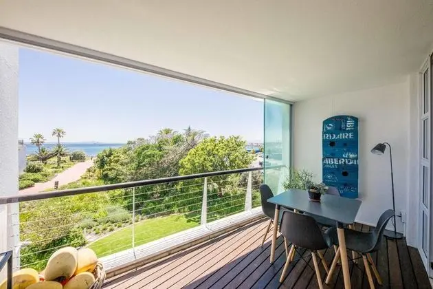 Wonderful Secure Apartment Walking Distance to Waterfront African Anchor - Oda