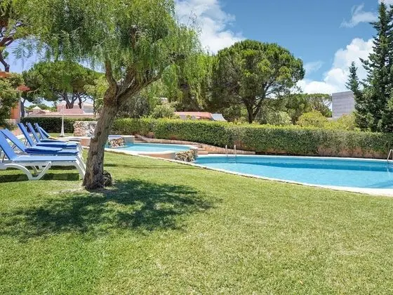 Wonderful Villa in Vilamoura With Barbecue and Private Swimming Pool - Havuz