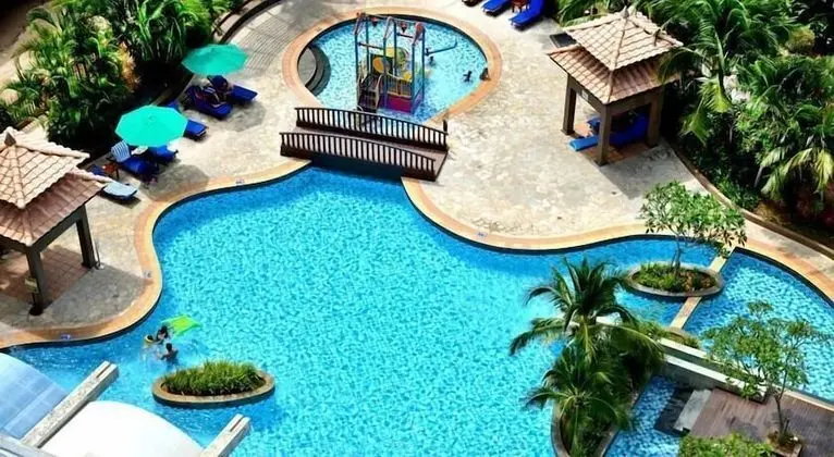 Wonderland Villa at Port Dickson - Havuz