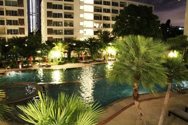Wongamat Privacy by Good Luck Apartments - Havuz