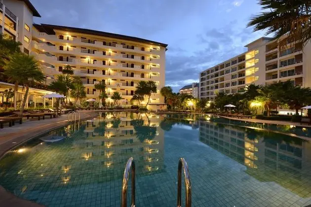 Wongamat Privacy Resort - Havuz