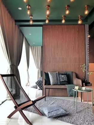 Wong's Homestay at Regalia Residence - Oda