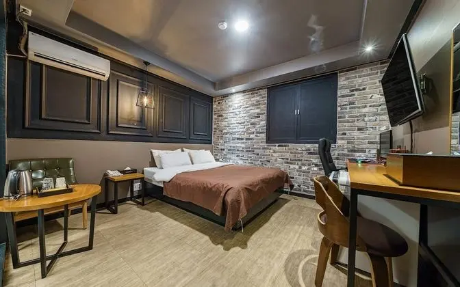 Wonju Two Days Hotel