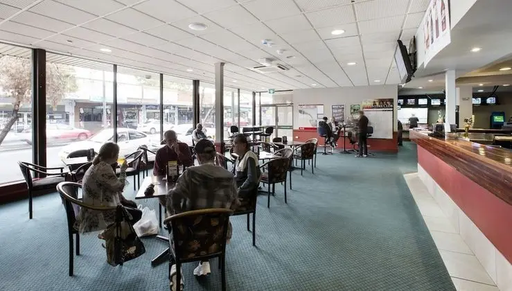Villawood Hotel - Yerinde Yemek