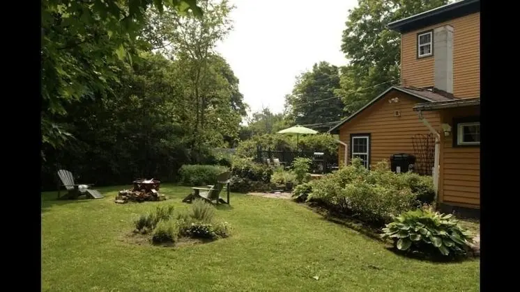 The Woodbine Inn - Dış Mekan