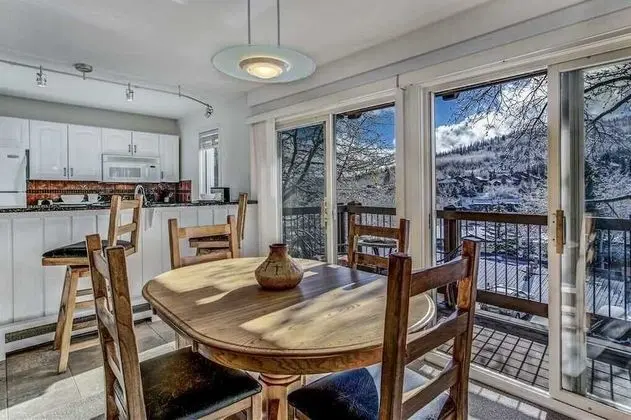 Woodbridge Condos by Snowmass Vacations - Mutfak