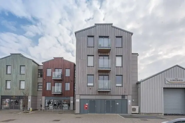 Woodbridge Penthouse