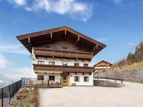 Wooden Apartment in Hart With Terrace - Dış Mekan