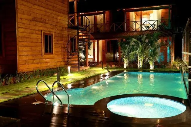 Wooden ECR Sea Resort - Havuz