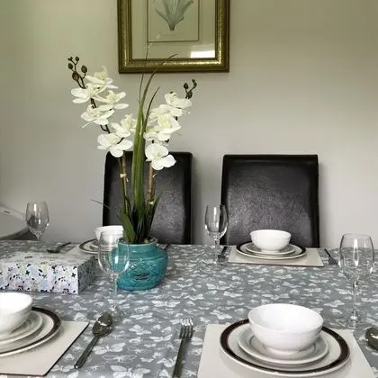 The Woodfarm Lodge - 3 Bedroom House With Parking - Oxford - Yerinde Yemek