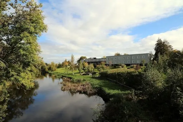 Woodford Dolmen Hotel - Dış Mekan