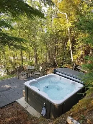 Woodland Cabins - Havuz