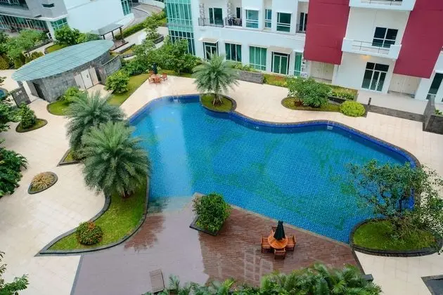 Woodland Park Residence Kalibata View Swimming Pool - Havuz