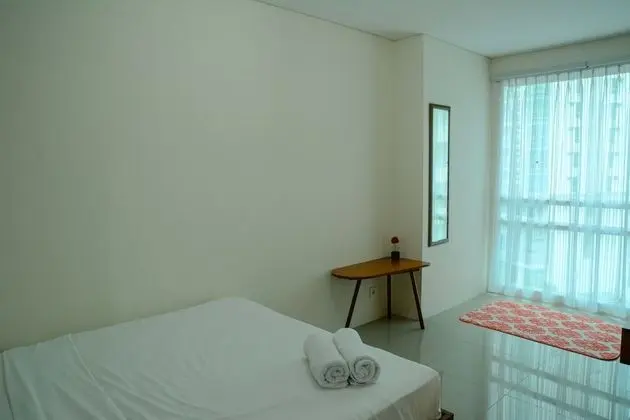 Woodland Park Residence Kalibata View Swimming Pool - Oda