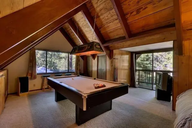 Woodland Views, BBQ and Large Games Room
