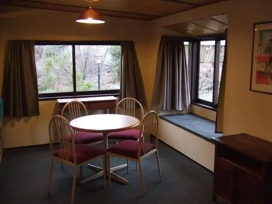 Woodlands Motels and Apartments
