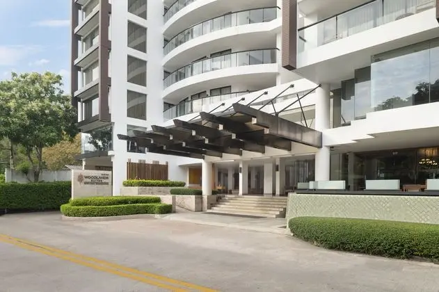 Woodlands Suites Serviced Residences - Dış Mekan
