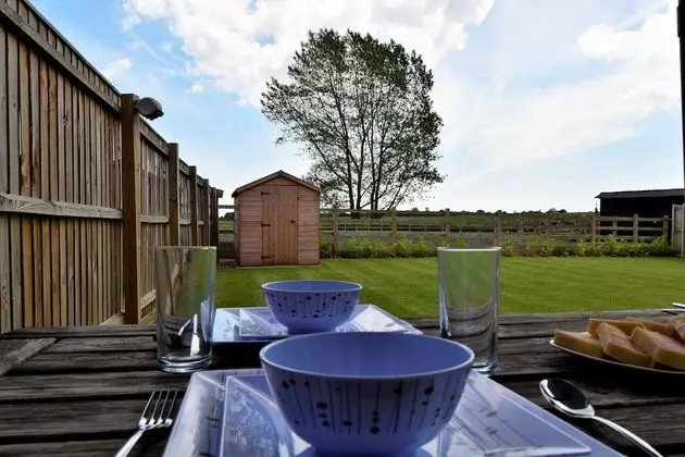 Woodlands View