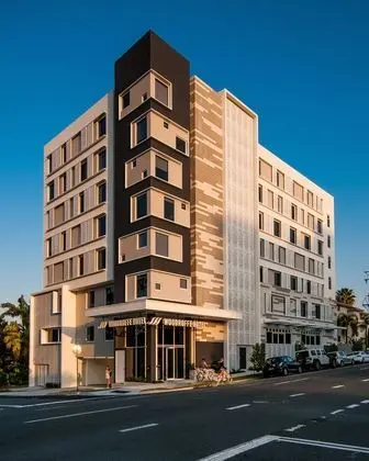 WOODROFFE HOTEL