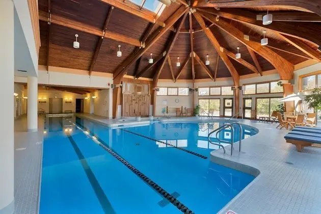 The Woods D2 - Light and Airy Killington Condo. Amazing Location! - Havuz