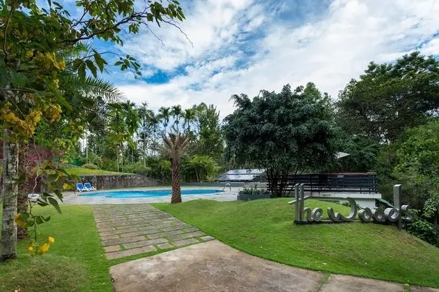 The Woods Resorts Wayanad - Havuz