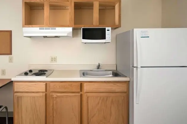 WoodSpring Suites Augusta Riverwatch - Mutfak