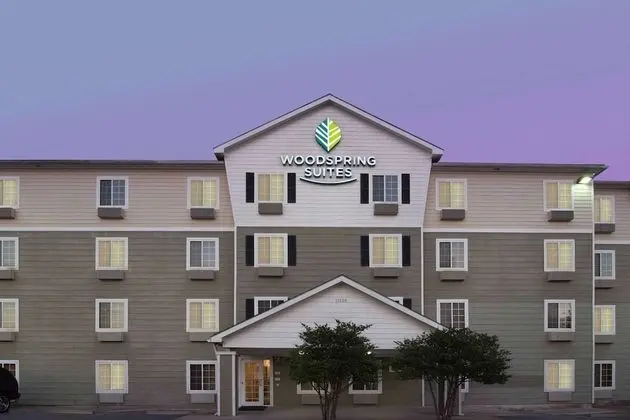 WoodSpring Suites Austin North I-35